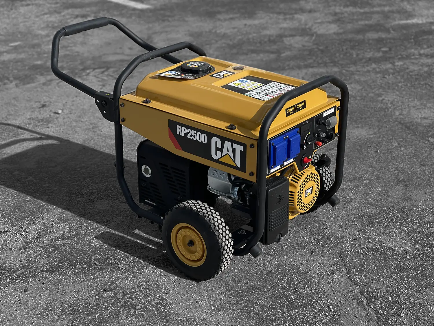 Na prenájom benzínová elektrocentrála Caterpillar 2,5 kW