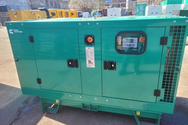Na prenájom dieselová elektrocentrála Cummins C22